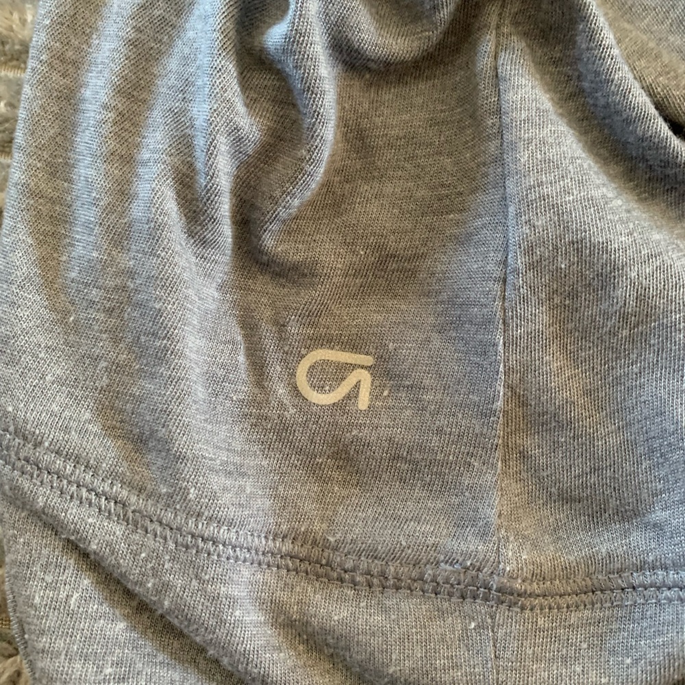 Athleta Open Back Yoga Top. NWOT!! - Picture 4 of 5